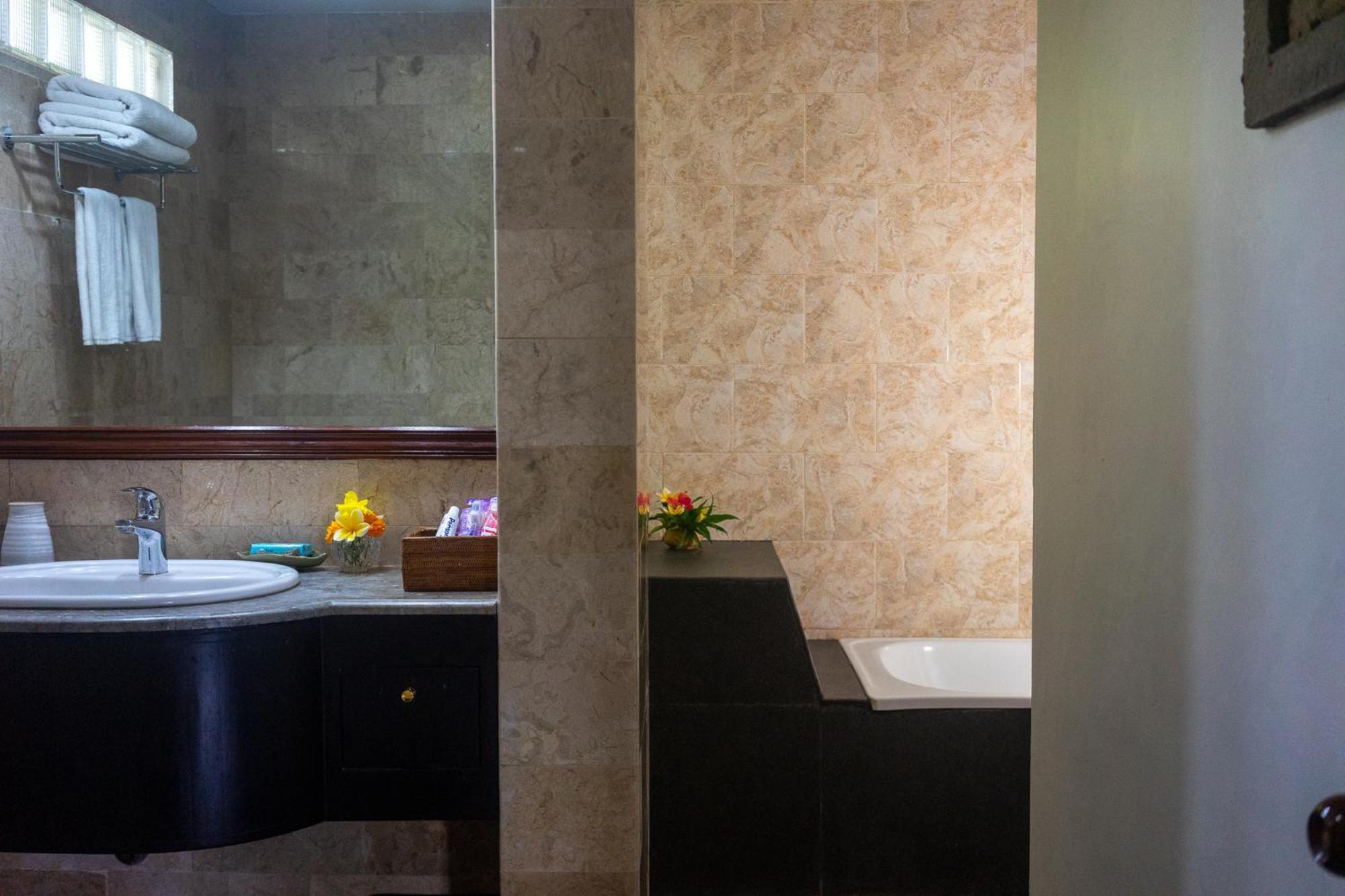 Runa House Of Design Ubud  Bagian luar foto